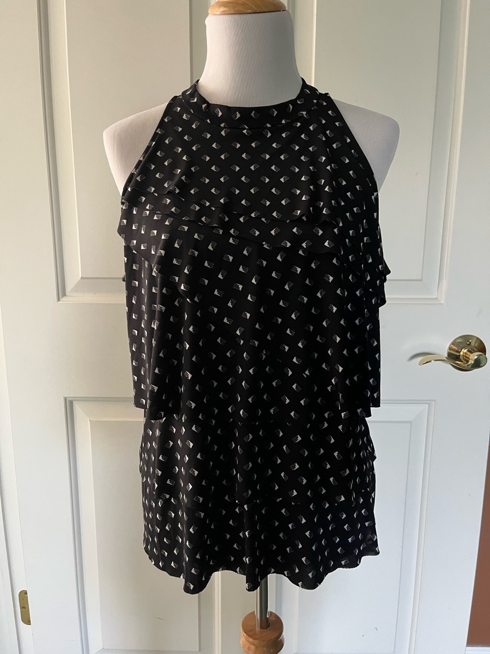 Women's Black Tiered Ruffle Print Top